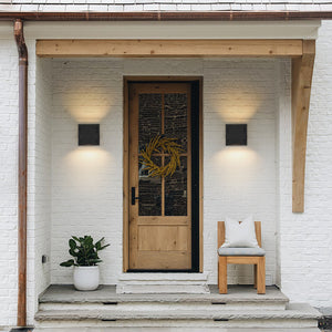 IP54 Up and Down Black Square LED Outdoor Wall Light
